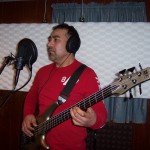 Eduardo records bass with Grupo David